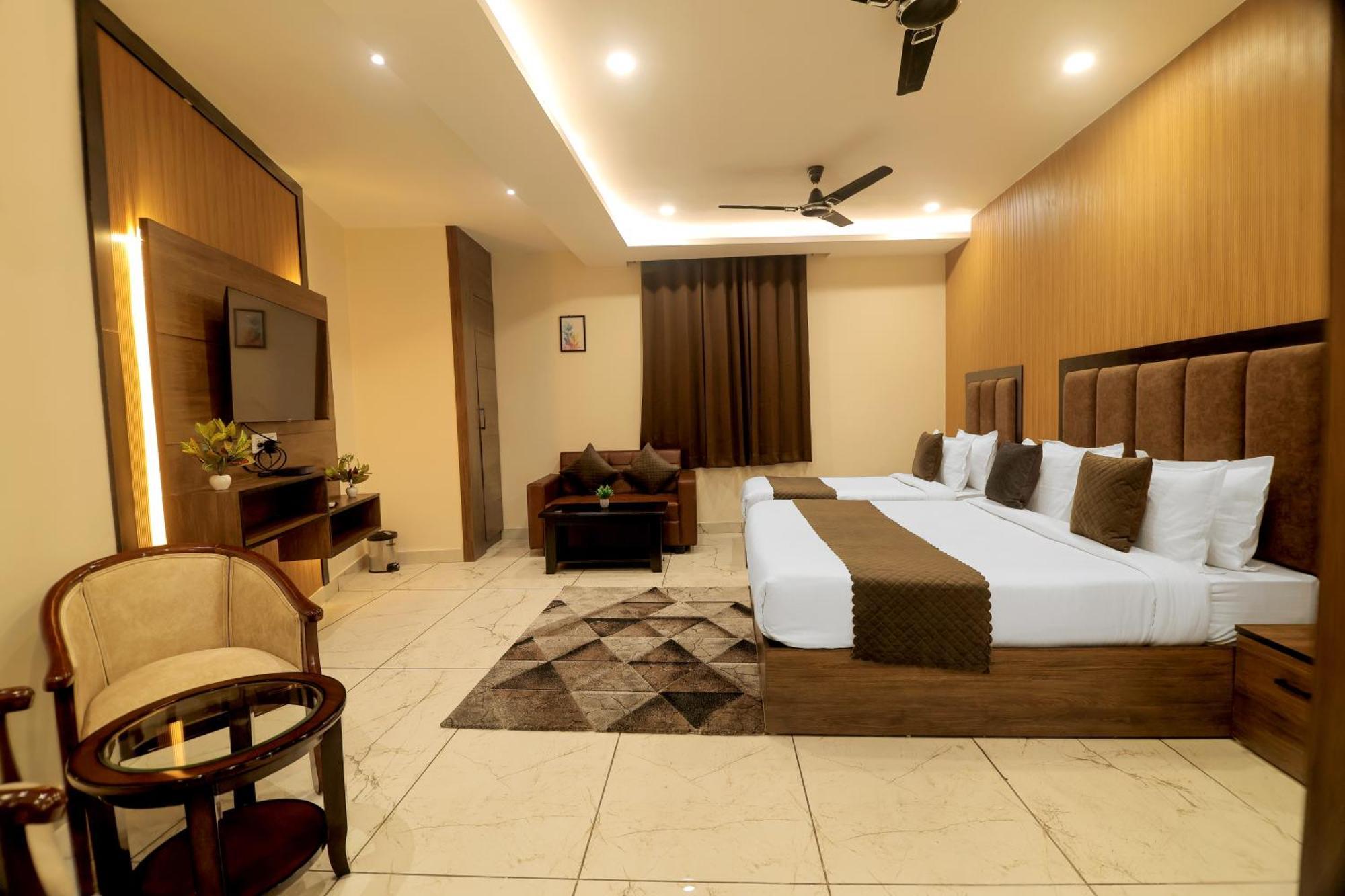 Hotel Hari Dhara, 100 Meters From Har-Ki-Pauri Haridwār Exteriér fotografie